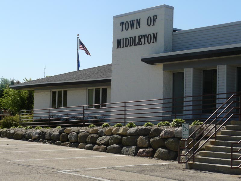 Middleton town hall for siding permits