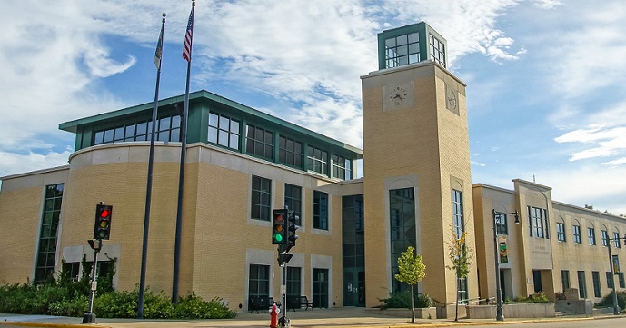 Sun Prairie town hall building for siding permits
