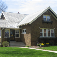 Milwaukee Roofing Repair - new roof, shingles, and seamlesss gutters