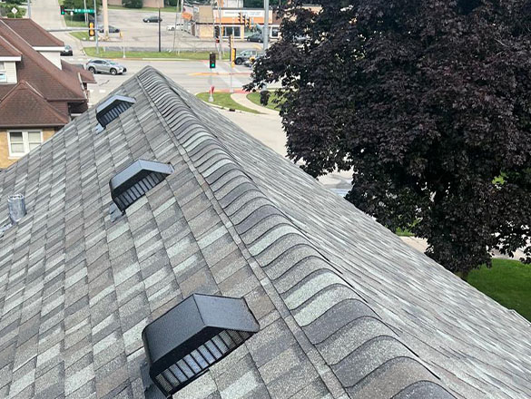 home in Milwaukee showing signs of needing a roof replacement